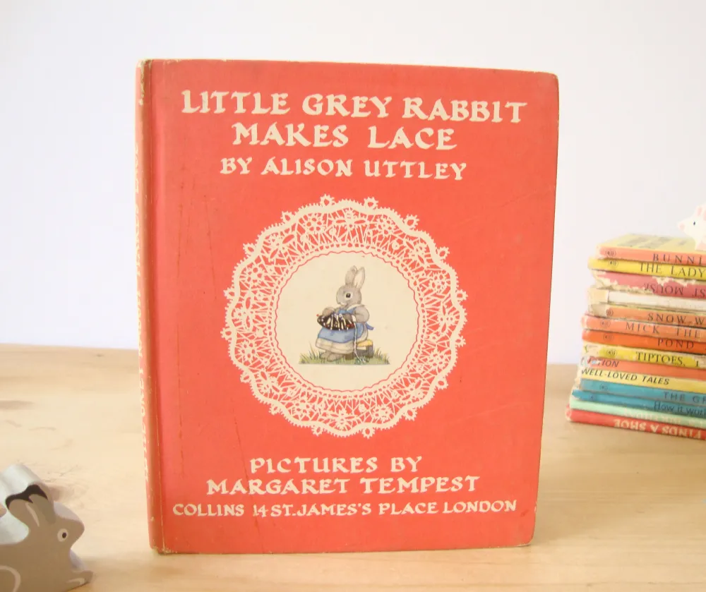 Cottontails Baby Vintage | Vintage Bunnies*VINTAGE book - Little Grey Rabbit Makes Lace (1962)