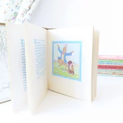 Cottontails Baby Vintage | Vintage Bunnies*VINTAGE book - Moldy warp the Mole (1975)
